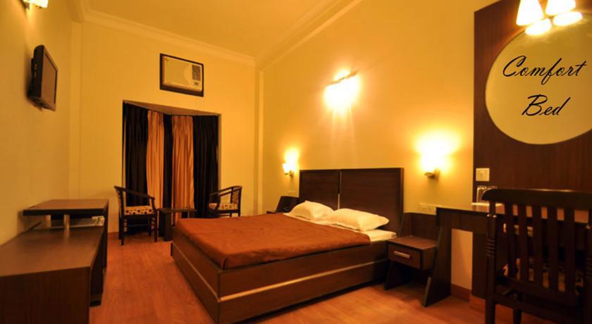 Hotel Hong Kong Inn Amritsar Kamer foto
